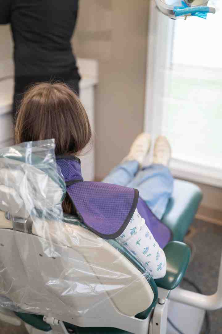 Dental splint fitting over teeth - TMJ splint therapy